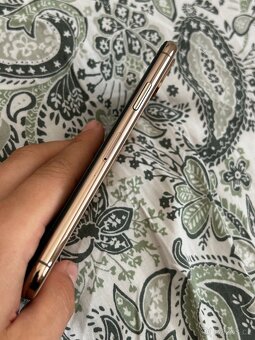 iPhone XS 256GB - 8