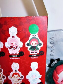 č.1 🐼POP MART SKULLPANDA plyšová panenka , přívěsek PARTITA - 8