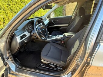 BMW 318i 105kW E91 AT6° Bi-Xenony PANORAMA /2010-229.802km/ - 8