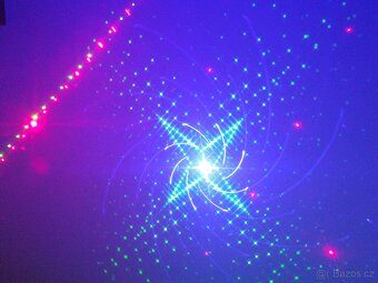 Prodám malý DJ aparát - 8