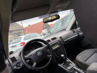 Škoda Octavia II 1.6i combi 2x kola NÍZKÁ CENA - 8
