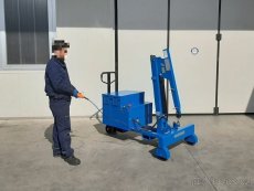 Malý Polo-elektrický jeřáb JT600, 600kg - 8