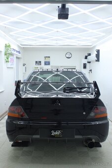 Mitsubishi Lancer Evolution 9 MR - 8