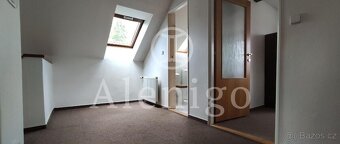 Prodej rodinného domu 275m2, pozemek 676m2, ul. Nad višňovko - 8