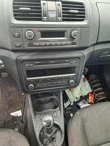 Škoda Fabia Combi 1.2TSI  - 12/2012, veškeré díly - 8