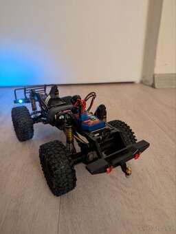 Luxusně vytuněný Traxxas TRX-4M Defender - 8