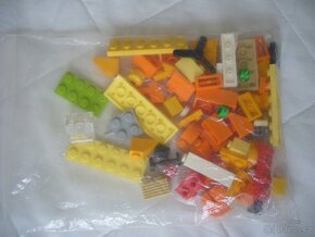 Prodám Lego Classic - 8