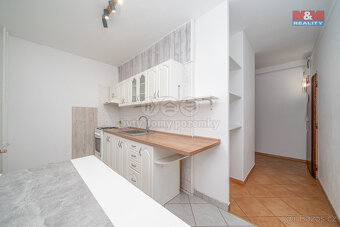 Pronájem bytu 3+1, 72 m², Olomouc, ul. Skupova - 8