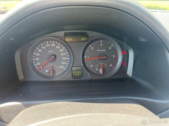 Volvo v50 1.6d 80 kw - 8