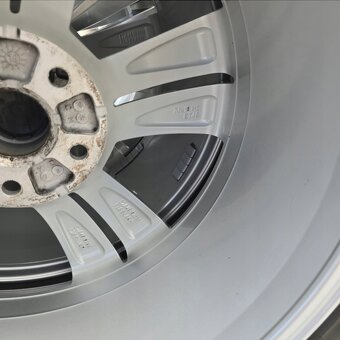 KOLA SKODA KAROQ SUPERB III 215/50R18 92W 18" ET45 - 8