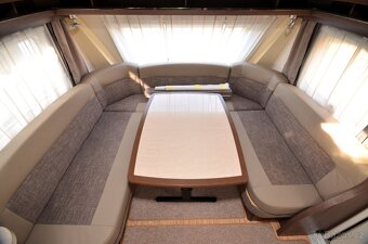 Karavan Hobby Prestige 660 WFU - 8
