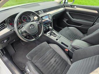 Volkswagen PASSAT 2.0 TDI DSG R-Line Původ ČR Alcantara TZ - 8
