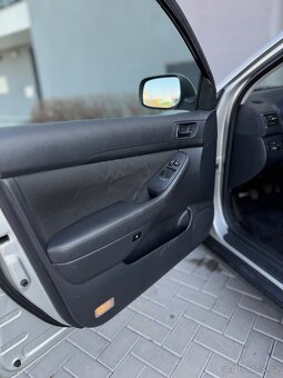 TOYOTA AVENSIS 2007 1.8 BENZÍN 1,8 2007 Manuál STK 2027 - 8