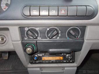 ŠKODA FELICIA 1,3mpi r.v.2001-EL.OKNA+ZRCÁTKA+SERVO - 8