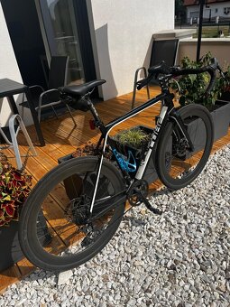 Cube gravel - 8