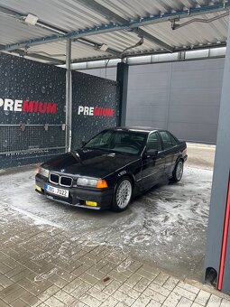 BMW E36 323i - 8
