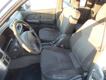 Mitsubishi L200 2.5 TD 4x4 tažné 2.7t Webasto - 8