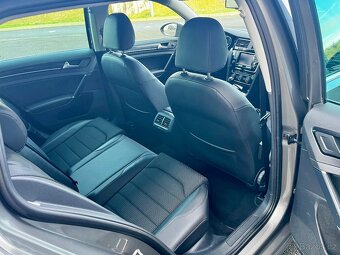 VW Golf VII Variant 1.4TSi 103kW NAVI Kessy VÝHŘEV Kamera - 8