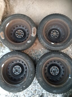 Zimní kola 4x100 R15 - 8
