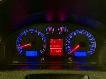 VW Multivan 3.2 V6 4x4 173kw - Highline - Manual - 8