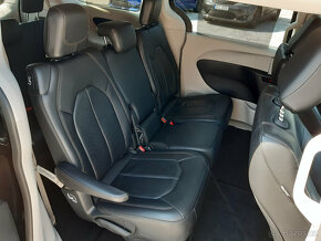 Chrysler Pacifica 3,6L V6 8míst, kůže, Facelift, servis - 8