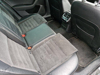ŠKODA SUPERB SCOUT 2,0 TDI 140 KW TAŽNÉ - 8