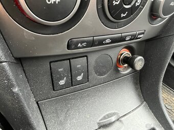 Mazda 3 - 8