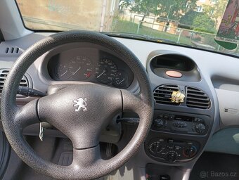 Peugeot 206 1.4i - 8