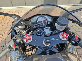 YAMAHA R1 2004 RN12 - 8