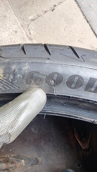 Letní pneu 235/35/19 Good Year - 8