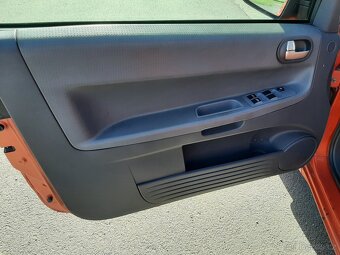 Mitsubishi Colt Cabrio 1.5 benzín , 80 kW. CZC  - 8