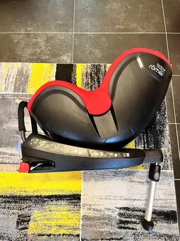 Autosedačka Britax Römer Dualfix 2R - červená - 8