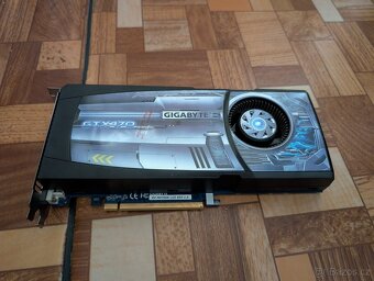 Prodám komletní starší pc na chatu ,nebo pro děti - 8