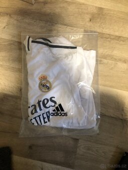 Dres Mbappe - 8