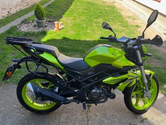 Benelli 125 BN - 8