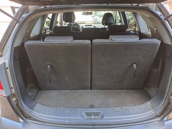 Kia Sorento XM 2.2 crdi 4 awd - 8