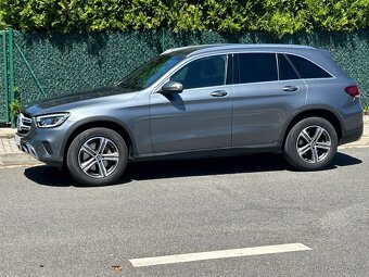 Mercedes-Benz GLC 300 195kw 4MATIC 9g r.v. 2019 ČR 1maj DPH - 8