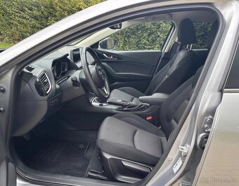 MAZDA 3 2.0 88 KW - JEN 52 000 KM - BENZÍN - 8