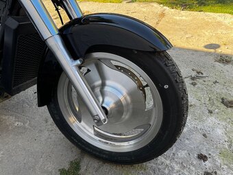 HONDA VT1100 C2 Shadow SABRE model 05 - 8