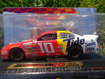 NASCAR - Kolekce modelů vozů 1:43 - 8