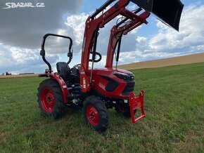 Malotraktor TYM F25 s čelním nakladačem korejský - 8
