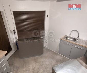 Pronájem obchod a služby, 18 m², Český Těšín, ul. Nádražní - 8