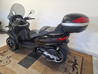 Piaggio MP3 500 LED ESP USB 5/2015 - 8