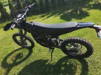 Sur-ron Ultra Bee 1887km, zánovní elektrické enduro. - 8