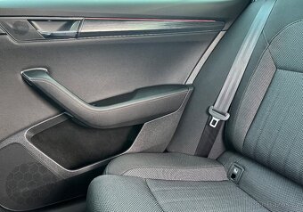 Škoda Superb 3 Combi 2.0 TDI 110 kw DSG Facelift 2021 - 8