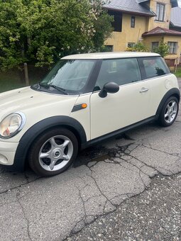 Mini Cooper 1.4 provoz 2010 - 8