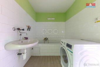Prodej bytu 2+1, 60 m², Lom, ul. Husova - 8