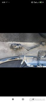 Prodám Zadní nárazník Passat B6 combi Parkovací senzory K - 8