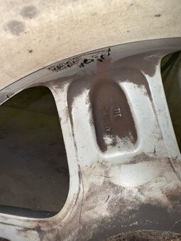 VW Alu originál disky 7Jx17 ET54 5x112 - 8