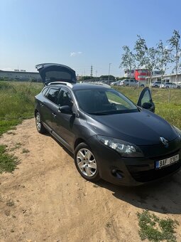 Renault Megan - 8